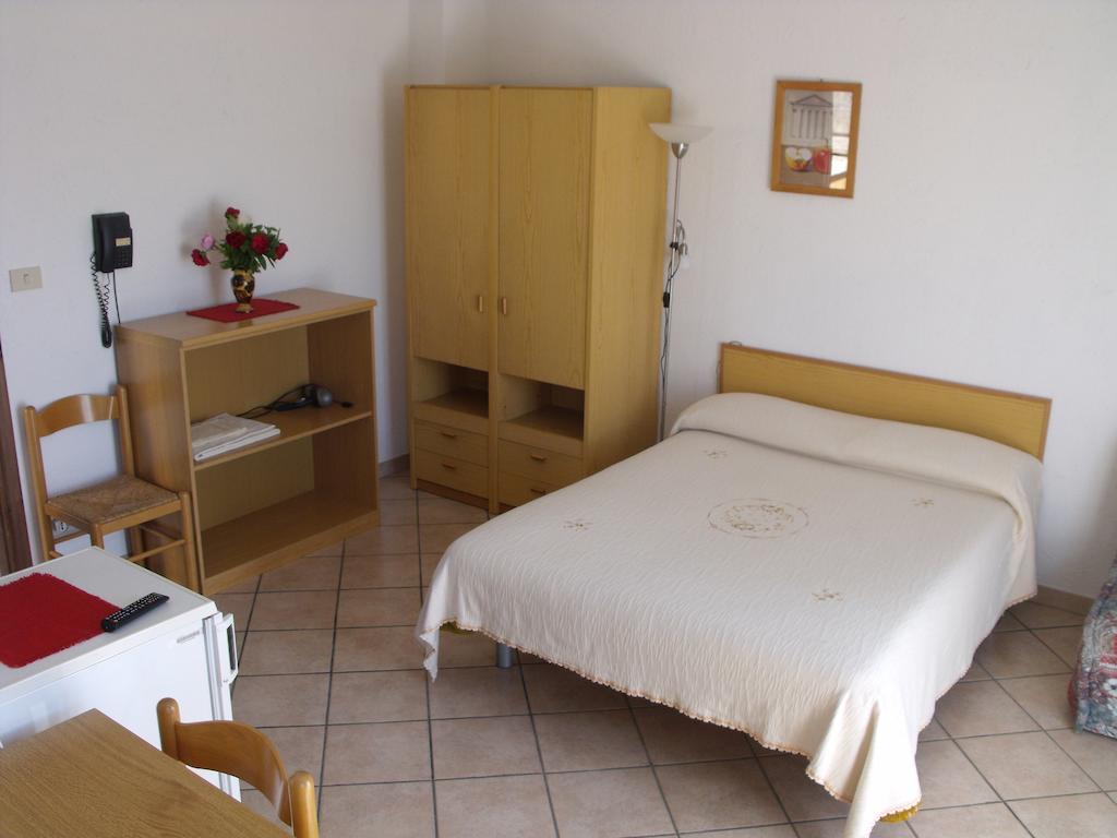 Agriturismo Gli Ulivi Garlenda Habitación foto